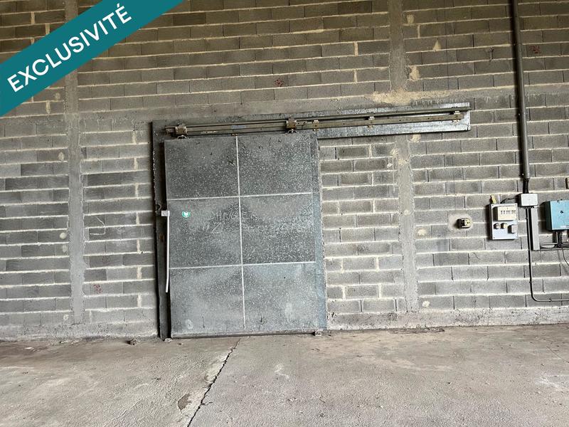 Local commercial - 675 m² - 1 pièce