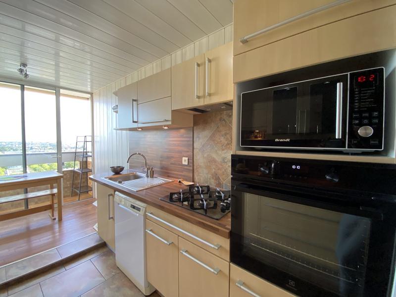 Appartement - 81 m² - 4 pièces