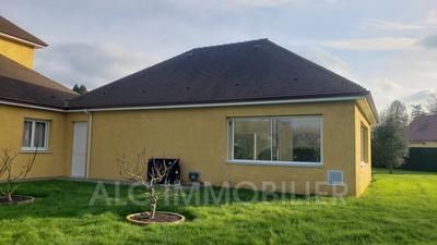 Maison - 219 m² - 7 pièces