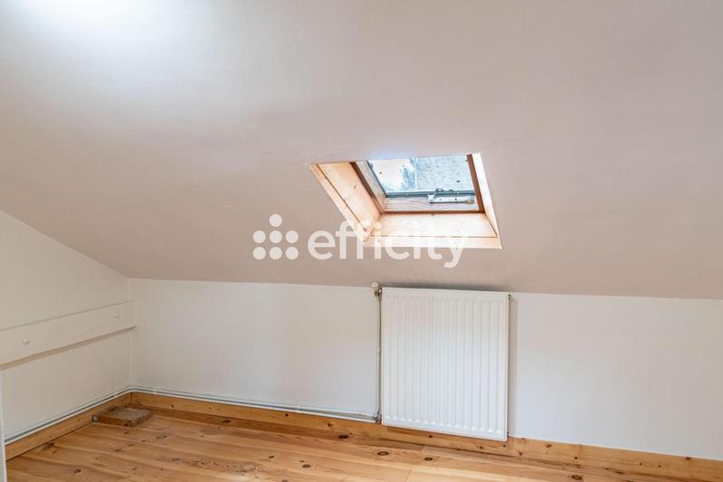 Maison - 100 m² - 6 pièces