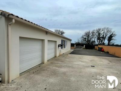 Maison - 180 m² - 6 pièces