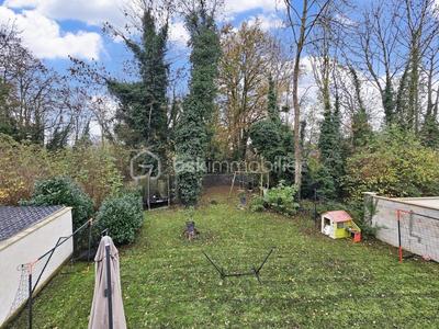 Pavillon - 100 m² - 6 pièces