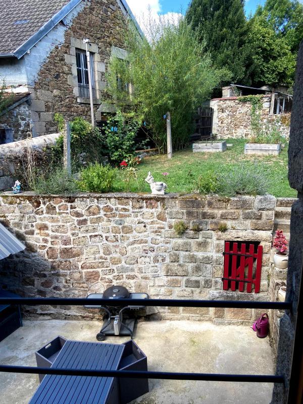 Maison - 165 m² - 9 pièces