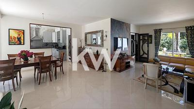 Maison - 193 m² - 7 pièces