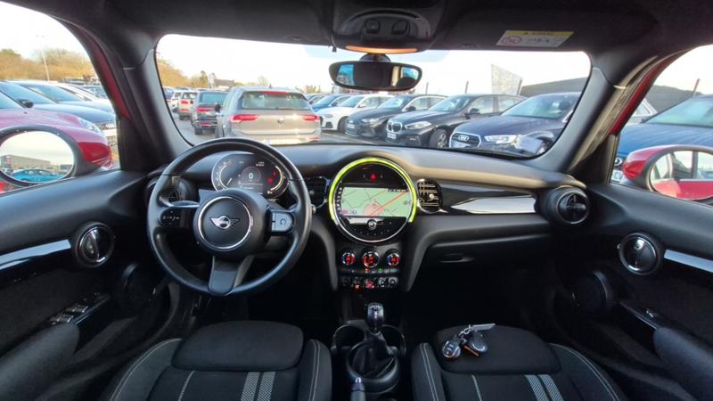 Mini 5 portes Hatch F55 Lci II Cooper s 178 Ch Finition Business Design