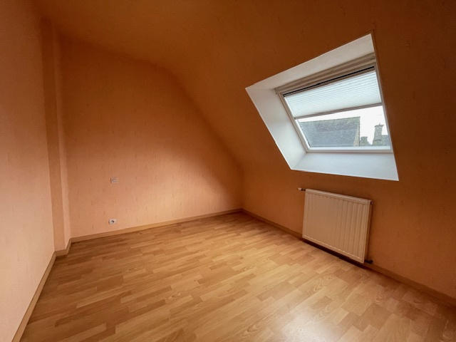 Maison - 85 m² - 5 pièces