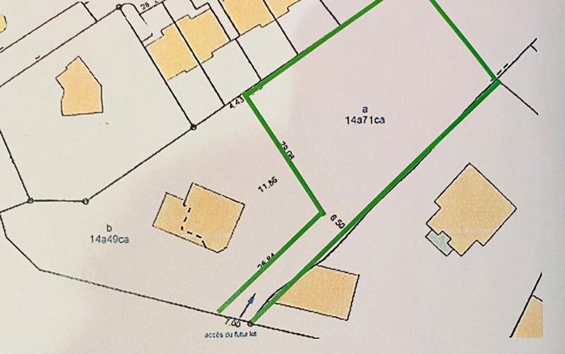 Terrain constructible - 1 725 m²