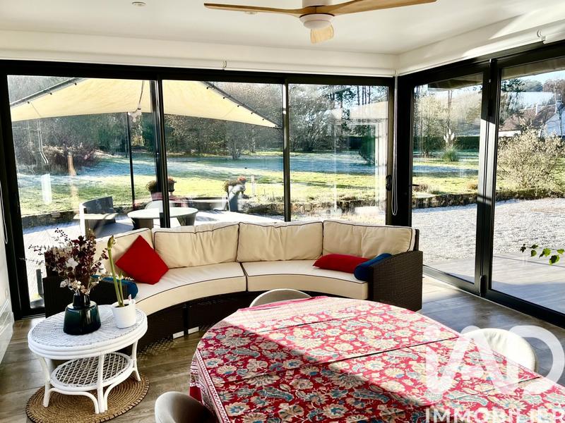 Maison - 236 m² - 7 pièces