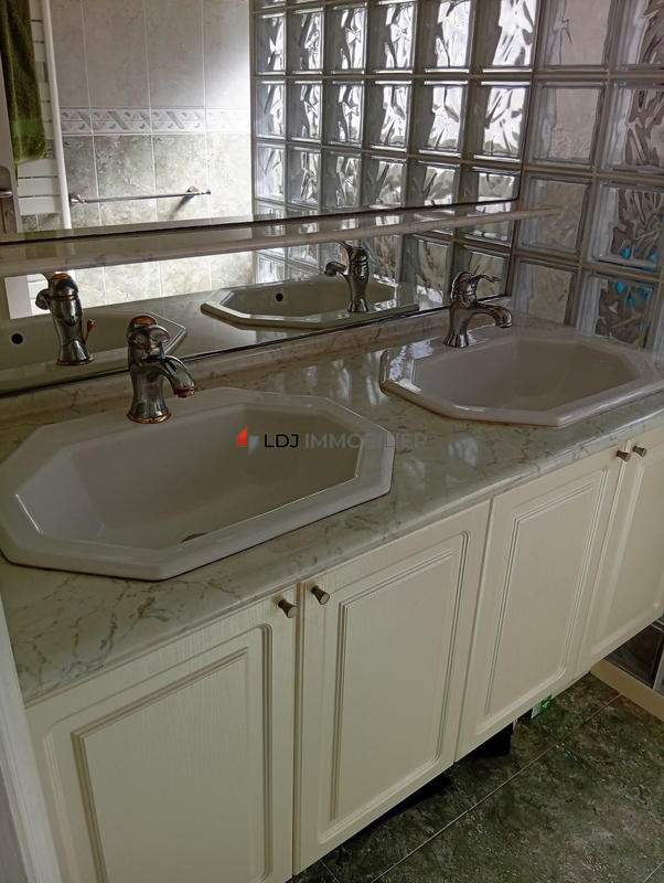 Villa - 130 m² - 5 pièces