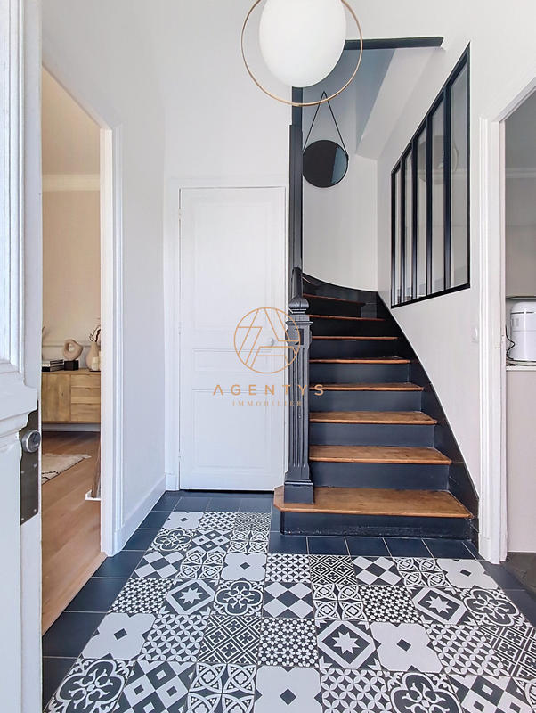 Maison - 100 m² - 5 pièces