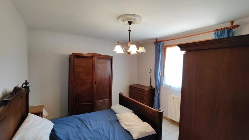 Maison - 220 m² - 15 pièces