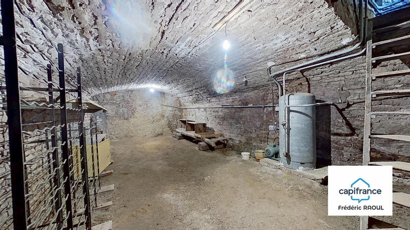 Maison - 215 m² - 6 pièces