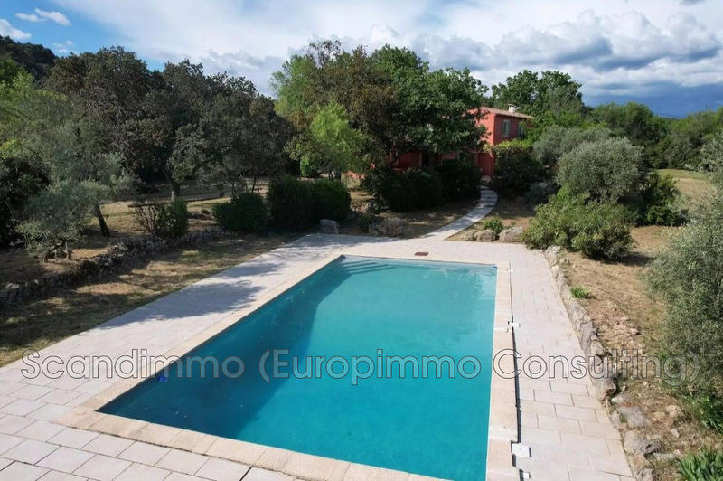 Villa - 195 m² - 7 pièces