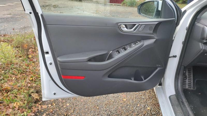 Hyundai Ioniq 1.6 GDi 141 Hybrid Dct6 Executive - Automatique Toit ouvrant