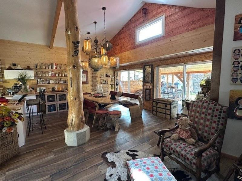 Maison - 188 m² - 10 pièces