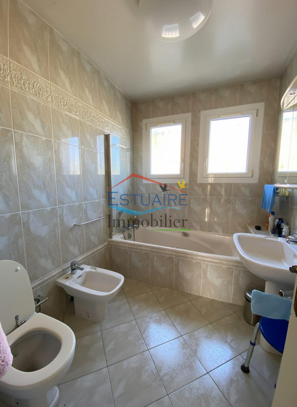 Maison - 190 m² - 6 pièces