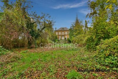 Maison de maîtres - 388 m² - 9 pièces