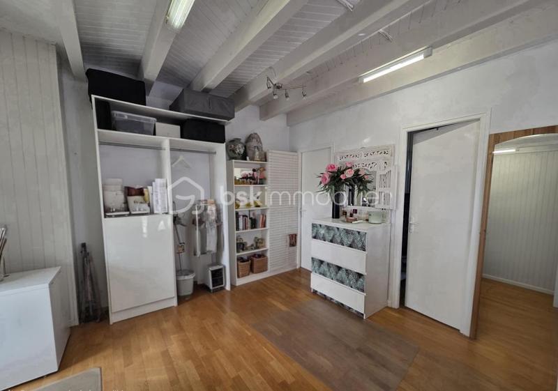 Maison traditionnelle - 123 m² - 6 pièces