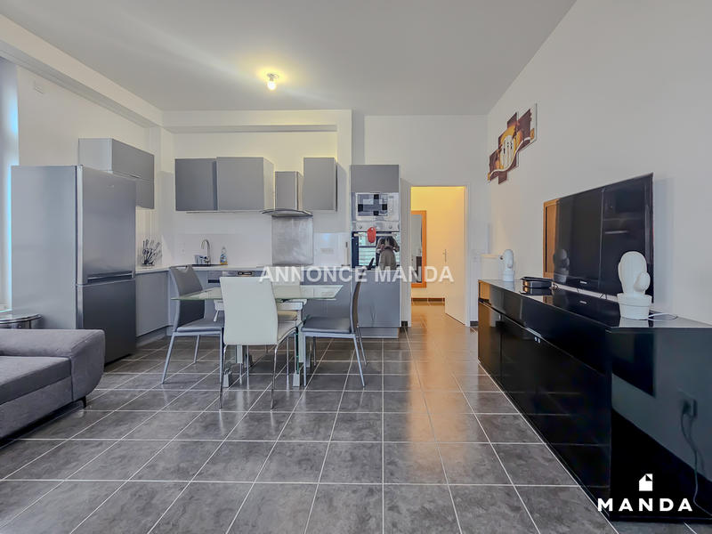 Chambre - 9 m² - 3 pièces