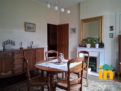 Demeure - 160 m² - 7 pièces