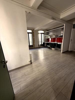 Appartement - 60 m² - 2 pièces
