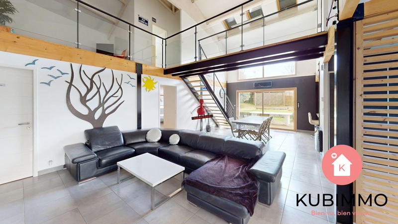 Maison - 177 m² - 7 pièces