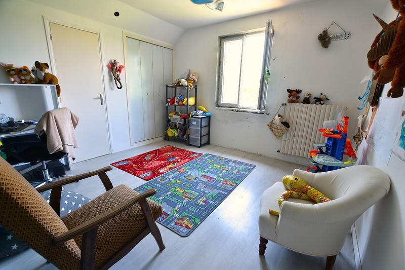 Maison - 151 m² - 9 pièces