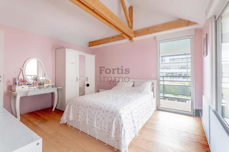 Maison d'architecte - 263 m² - 8 pièces