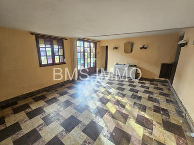 Maison - 165 m² - 9 pièces