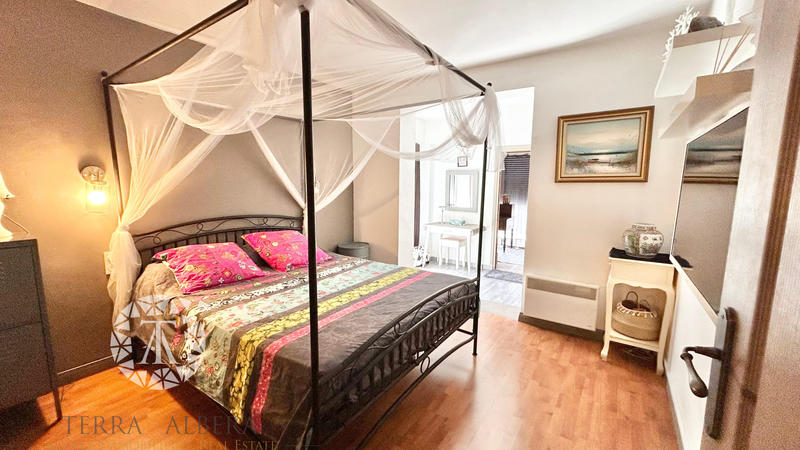 Villa - 225 m² - 7 pièces