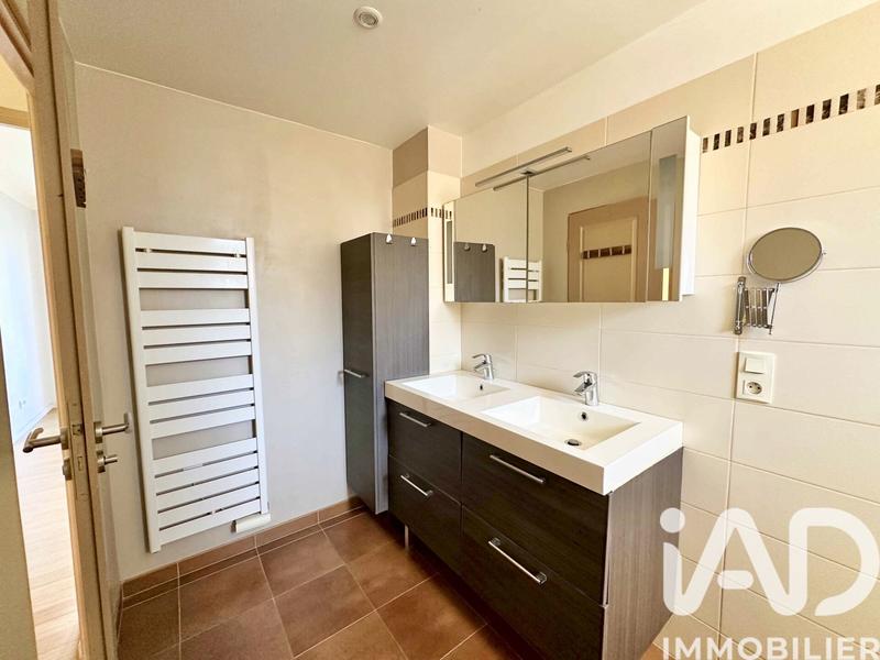 Appartement - 95 m² - 4 pièces