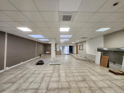 Local d'activités - 280 m² - 6 pièces