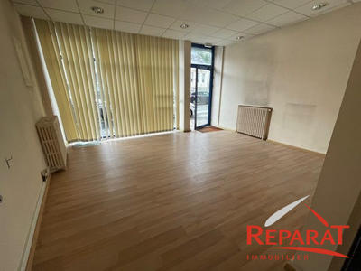 Local commercial - 83 m²