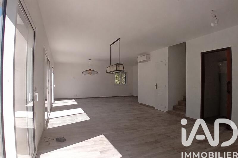 Maison - 122 m² - 4 pièces