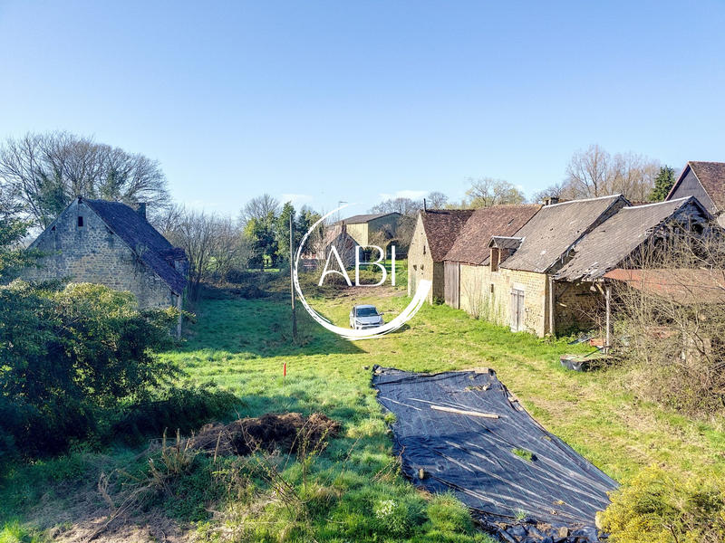 Maison ancienne - 137 m² - 3 pièces