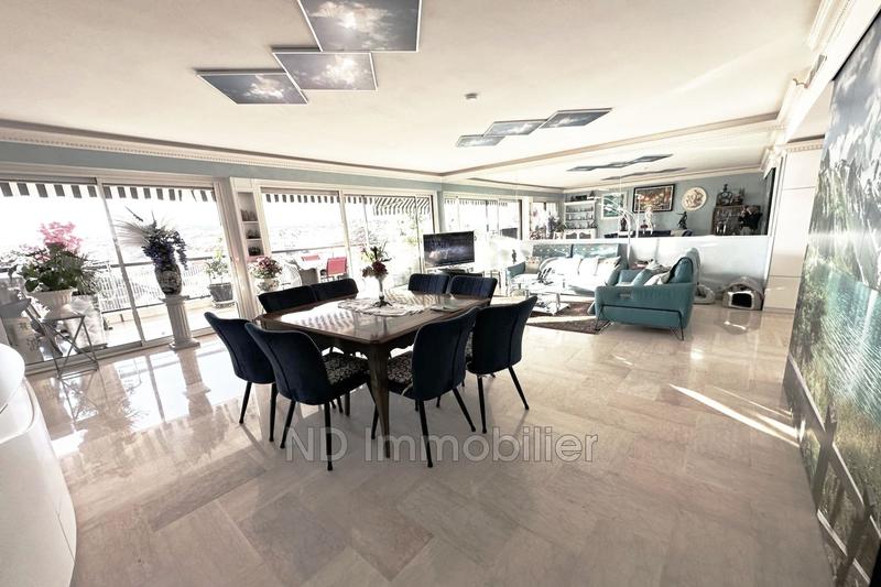 Appartement - 106 m² - 4 pièces