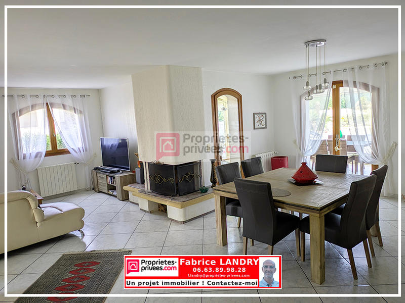 Villa - 136 m² - 6 pièces