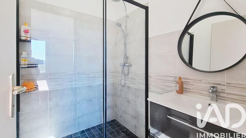 Maison - 99 m² - 4 pièces