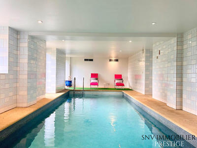 Château - 876 m² - 18 pièces