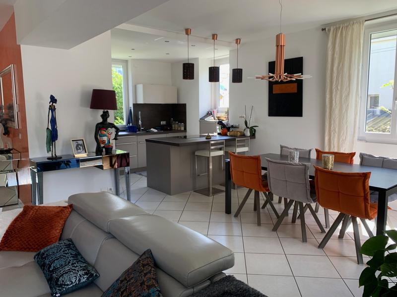 Villa - 238 m² - 8 pièces