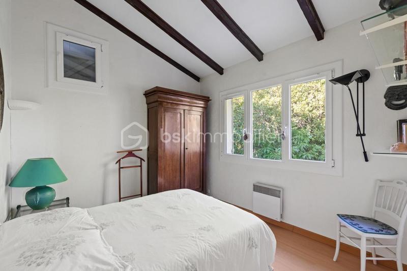 Villa - 180 m² - 6 pièces