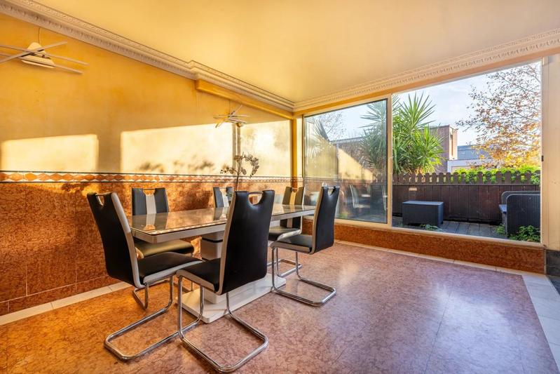 Appartement - 105 m² - 5 pièces