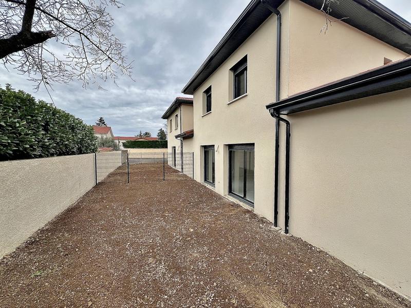 Maison - 96 m² - 4 pièces