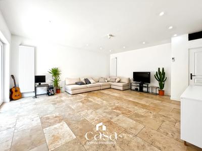 Maison - 87 m² - 5 pièces