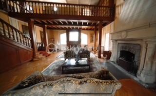 Demeure - 620 m² - 12 pièces