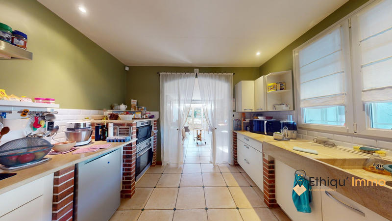 Maison - 170 m² - 5 pièces