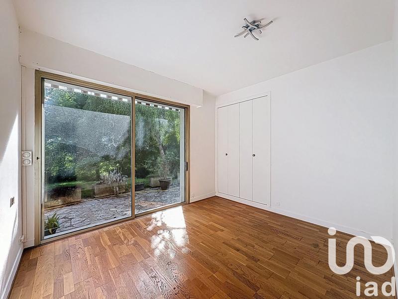 Maison - 375 m² - 10 pièces