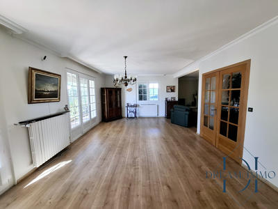 Villa - 190 m² - 6 pièces