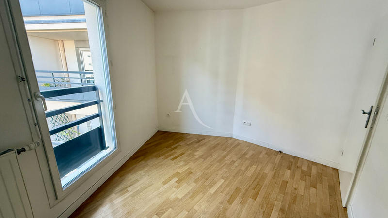 Appartement - 103 m² - 5 pièces