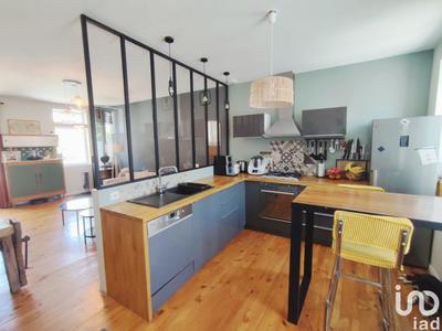 Maison - 94 m² - 4 pièces